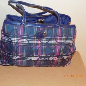 Coach Madison Signature Navy Plaid Optic Kiss Lock Lock Satchel 20011
